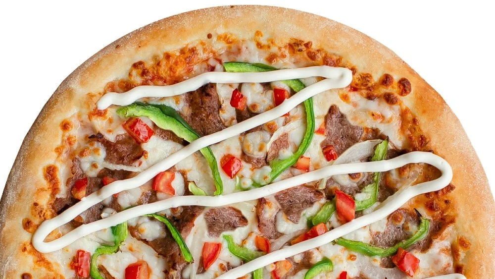 Пицца Deluxe Döner: дёнер, перец, помидоры, майонез
